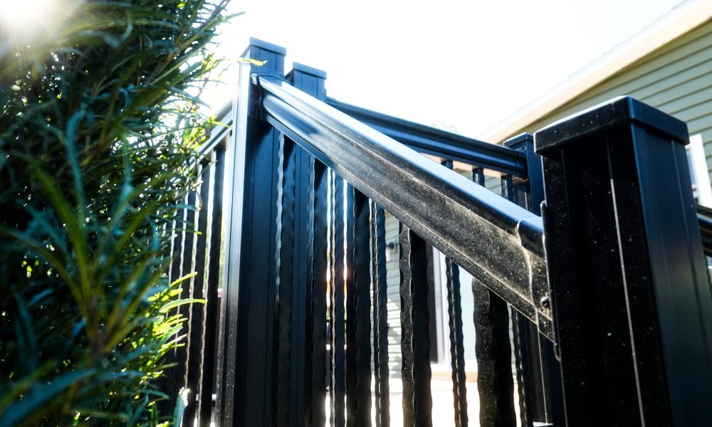 Aluminum Fencing with Solar Caps